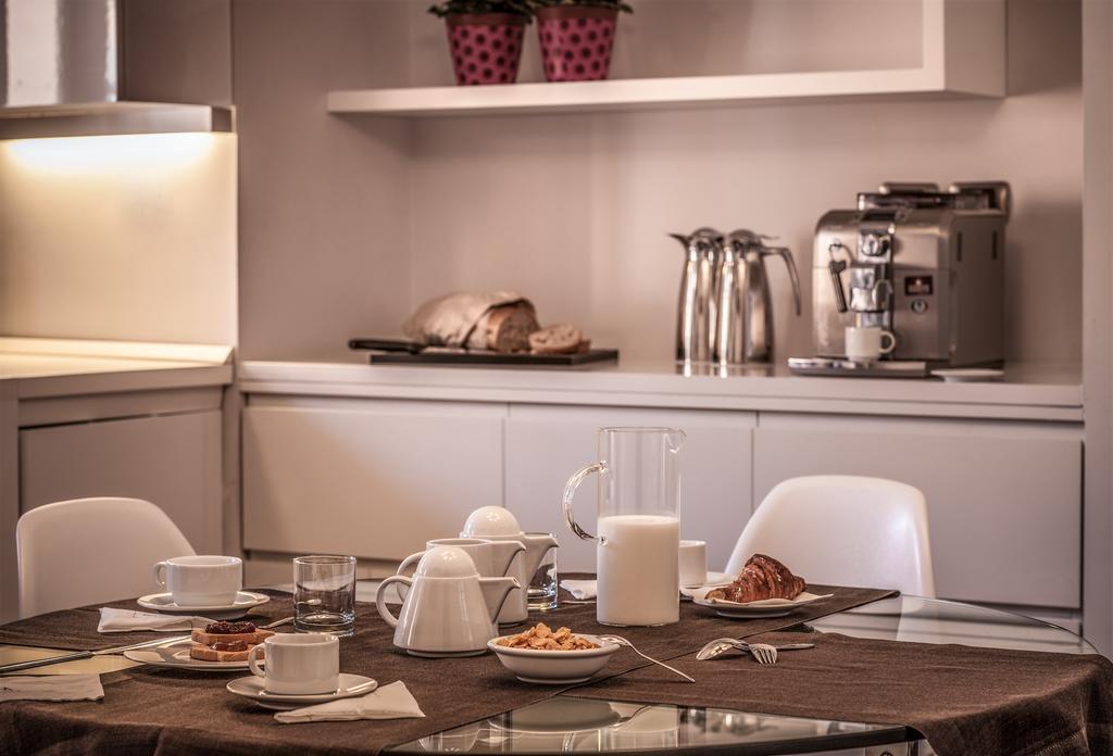 47Luxurysuites - Trevi Рим Номер фото